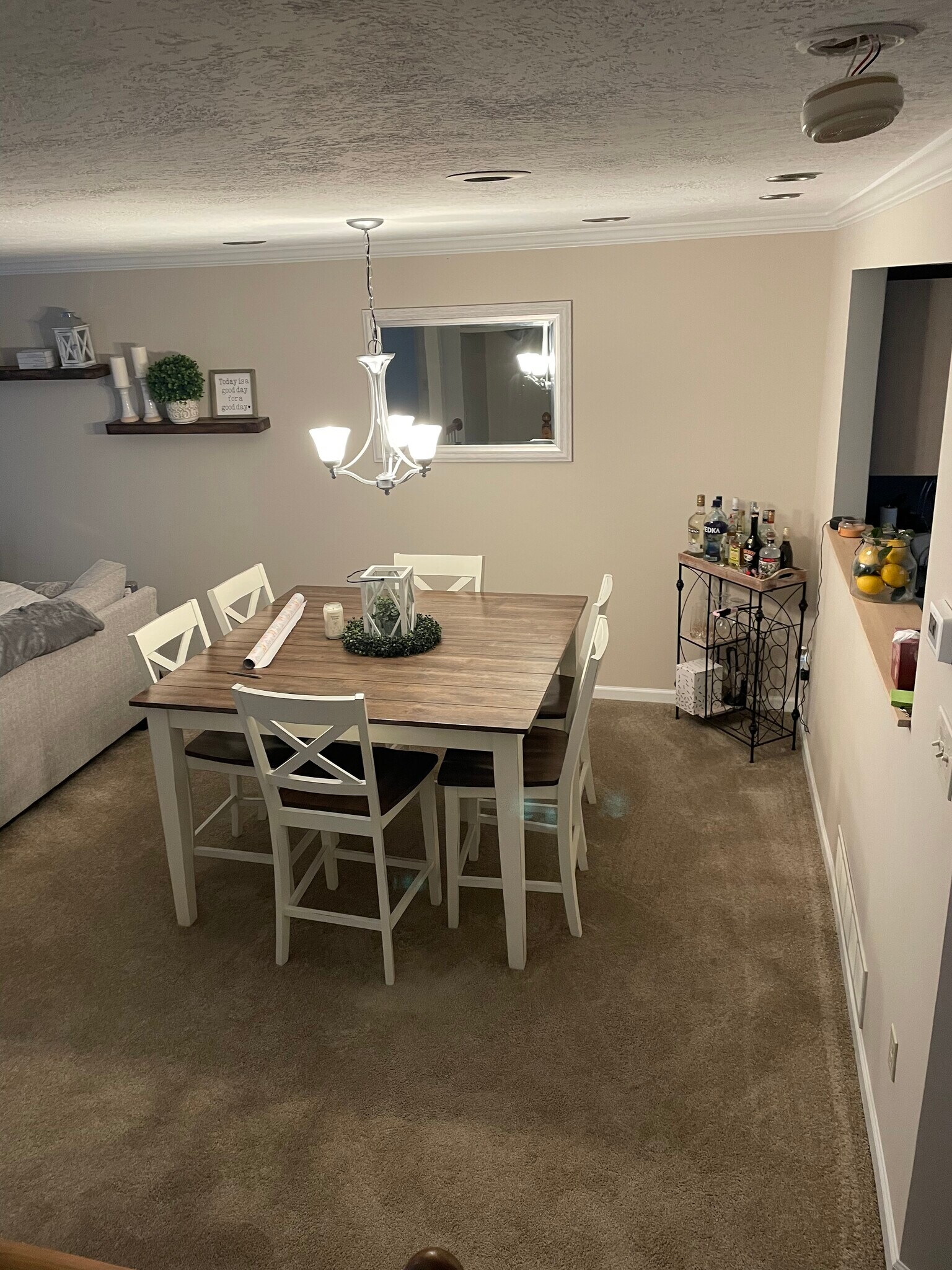Dining area - 104 Hillvue Dr