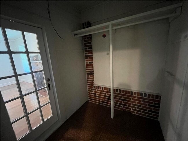 Building Photo - 1269 Carlton Acres W