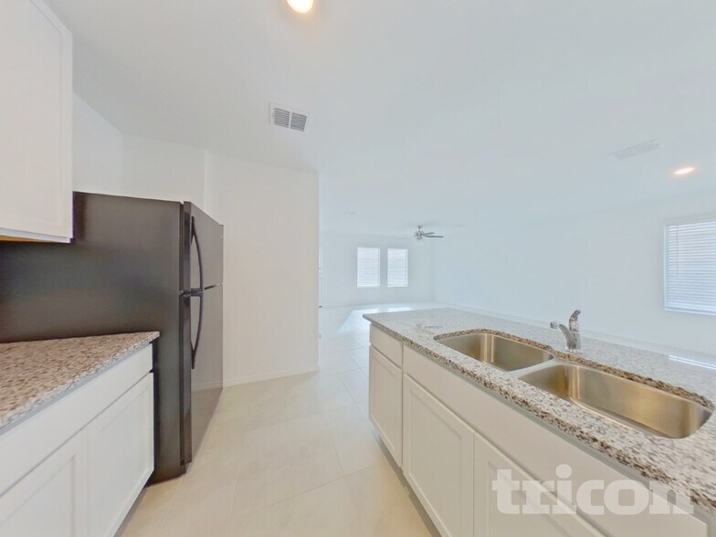 Building Photo - 1423 Dovekie Dr