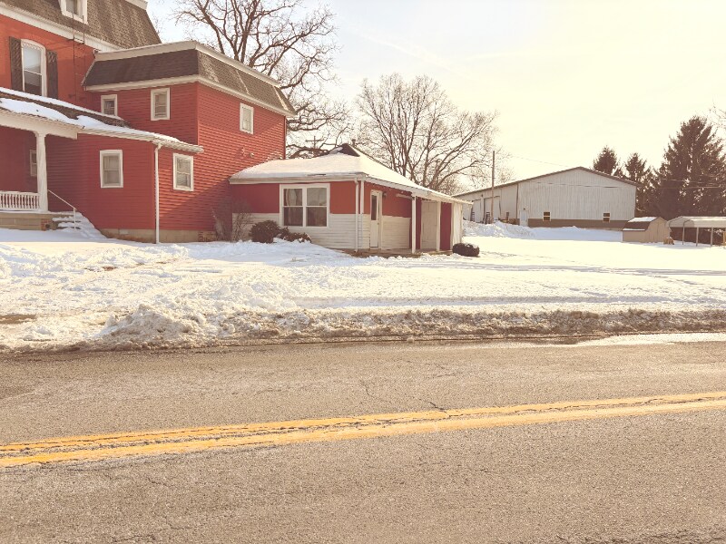 Building Photo - 10 W Park St