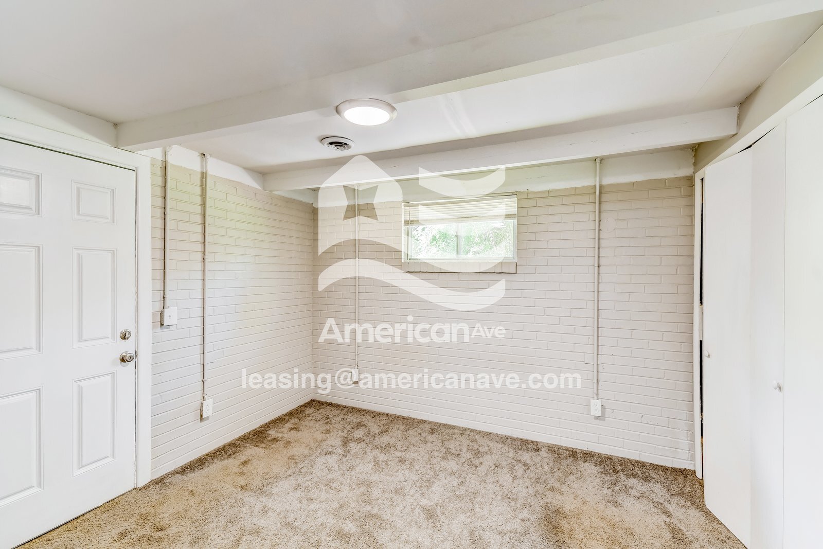 Building Photo - 3920 Parkwood Rd