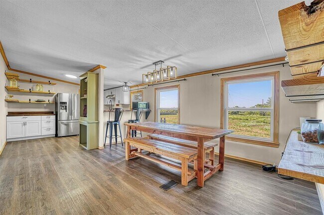 Building Photo - 20735 E County Rd 153