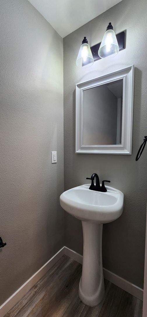Building Photo - MOVE IN SPECIAL! New Construction Duplex i...