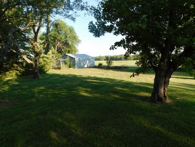 Building Photo - Hard to Find Rural Property North of Towan...
