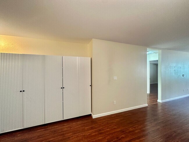 Building Photo - Little Italy Condo Steps From Waterfront P...