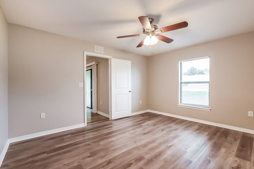 Building Photo - 4292 Abaco Dr