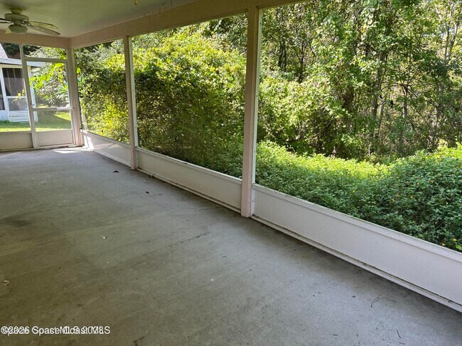 Building Photo - 2923 Pebble Creek St