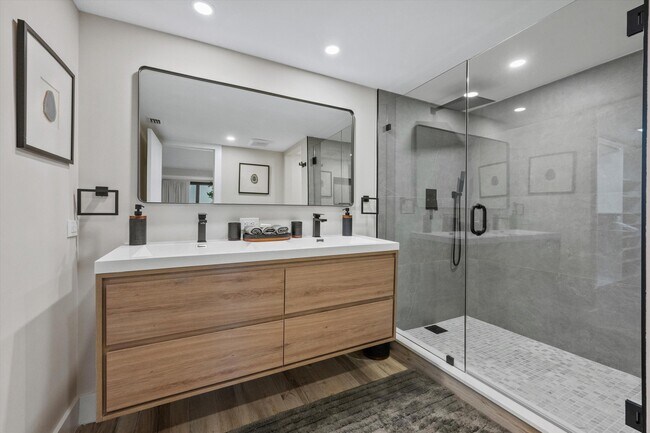 Building Photo - 2785 Polo Island Dr
