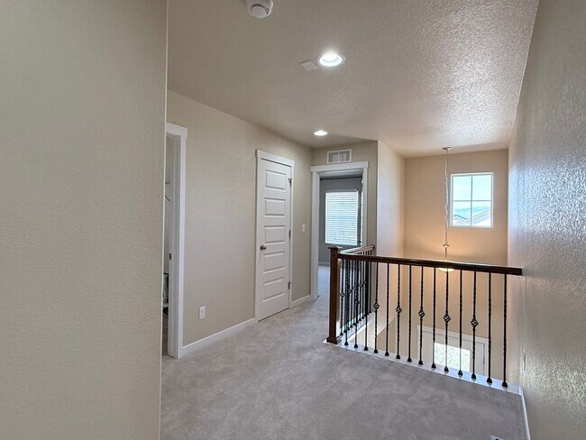 Building Photo - 6531 Wexford Dr