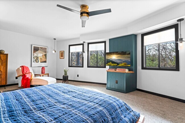 Building Photo - 1106 CA-173