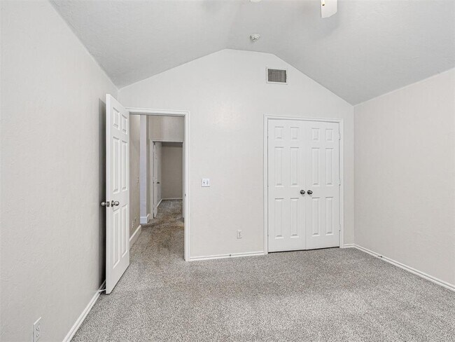Building Photo - 4917 NW 164th Terrace