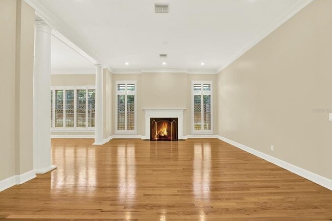 Building Photo - 4518 W Woodmere Rd