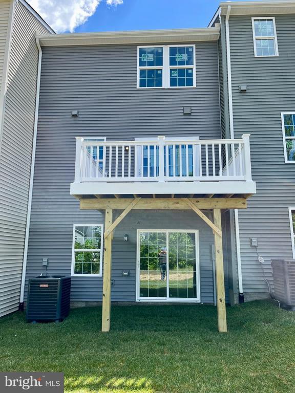 Building Photo - 8820 Stevenson Ln