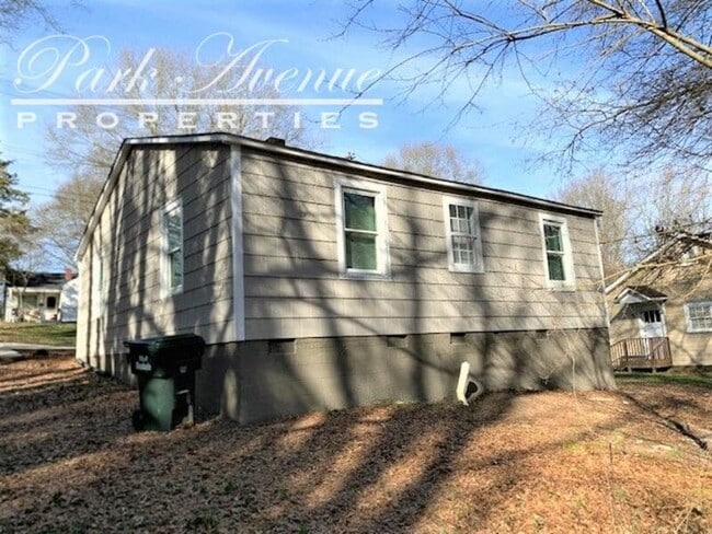 Building Photo - 1137 W Mauney Ave