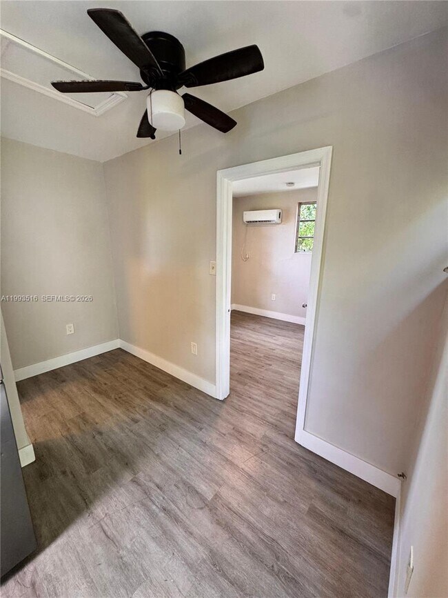 Building Photo - 784 NW 100th St