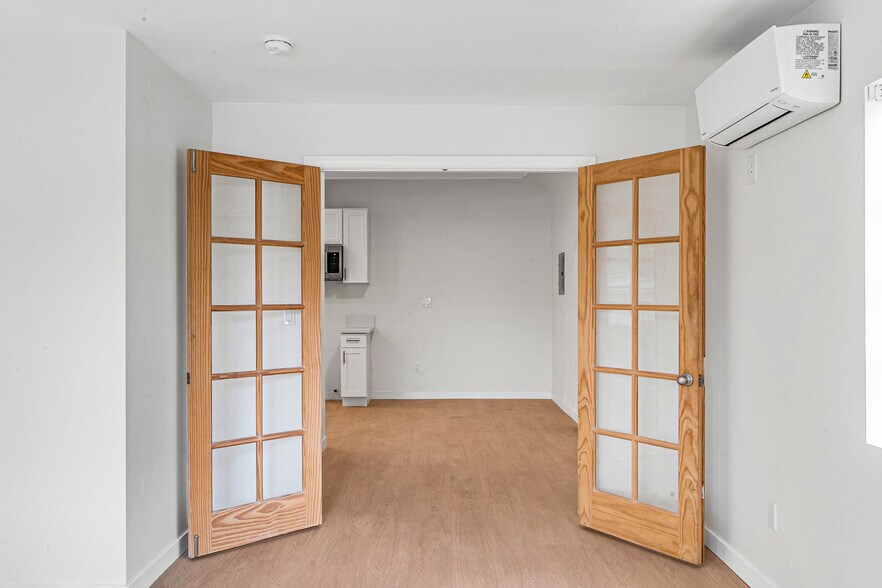 Building Photo - 1144 S Wooster St