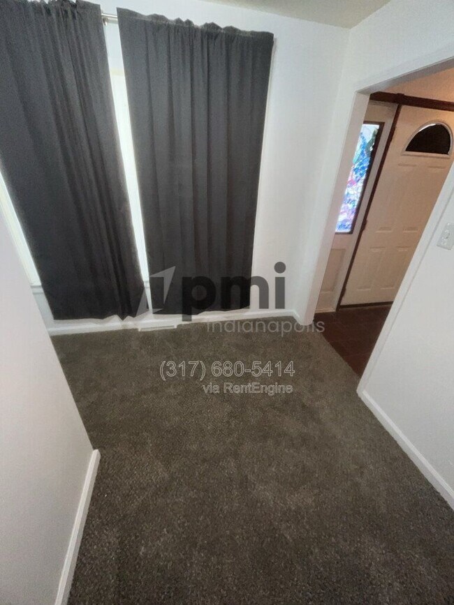 Building Photo - 635 Phaeton Pl