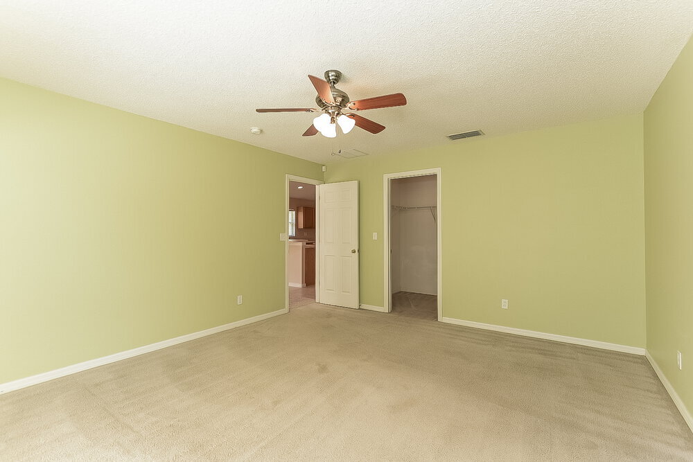 Building Photo - 1050 Bluegrass Dr