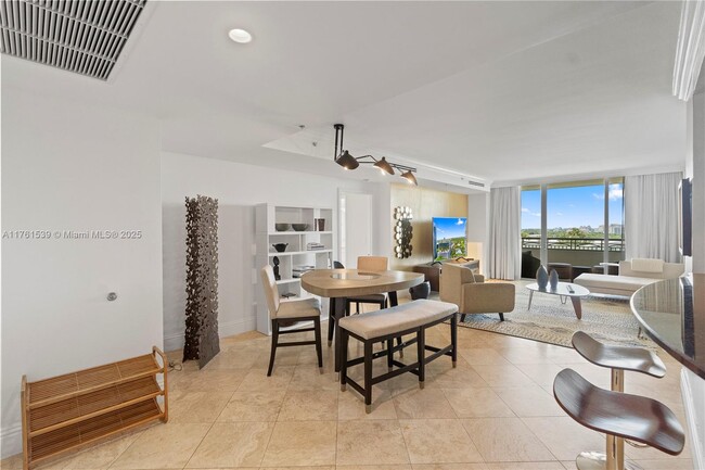 Building Photo - 3400 SW 27th Ave