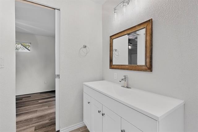 Building Photo - 5516 Laredo Ln