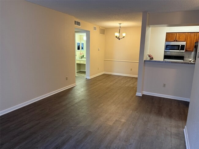 Building Photo - 2120 El Paseo St
