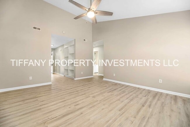 Building Photo - 3543 Braewick Pl