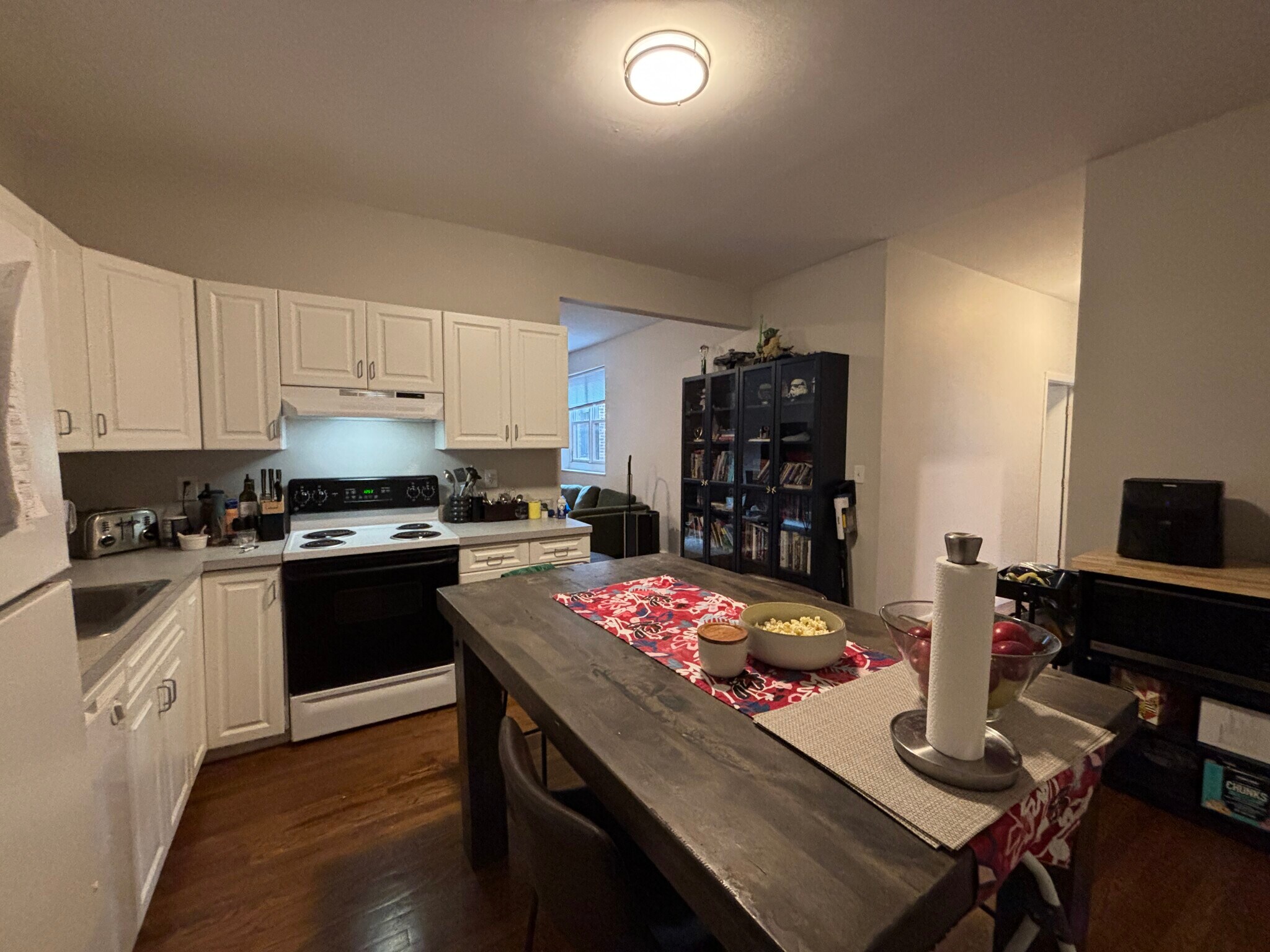 Building Photo - 17 Stearns Rd