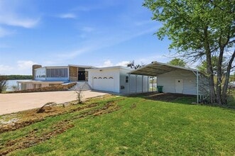 Building Photo - 732 Blue Fathom Dr