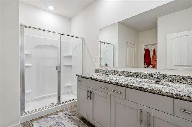 Building Photo - 4786 Barrett Oaks Dr