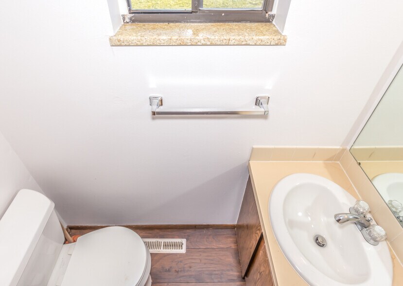 Bathroom - Downstairs - 4482 North Grant Avenue