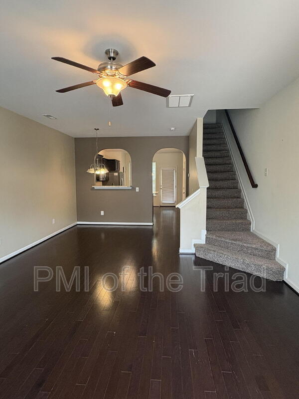 Building Photo - 5327 Farm House Trail