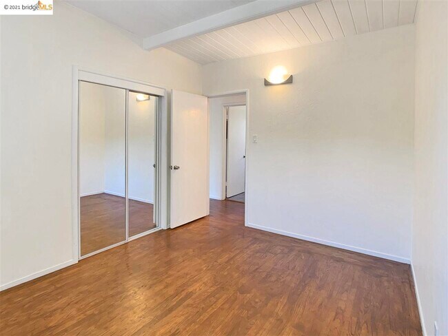 Building Photo - 929 Liberty St