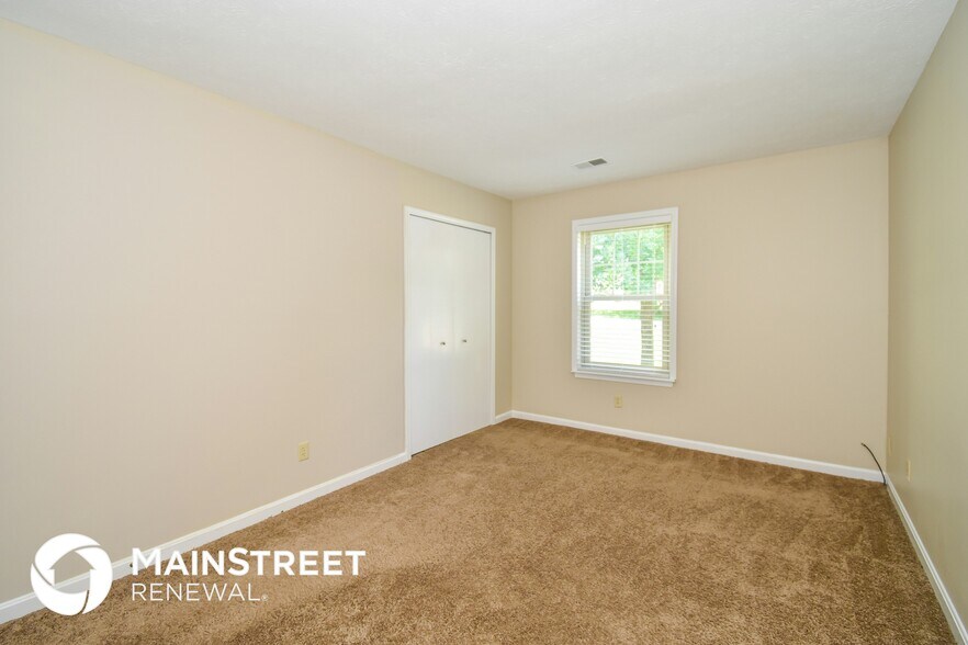 Building Photo - 846 N Pope Lick Rd