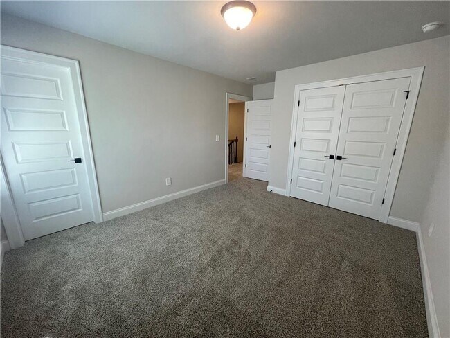 Building Photo - 5647 Cabernet Ln