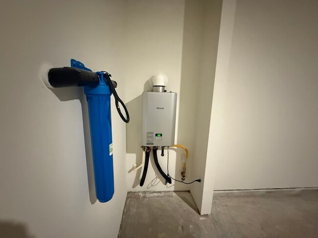 Building Photo - 22419 Hawberry Blossom Ln