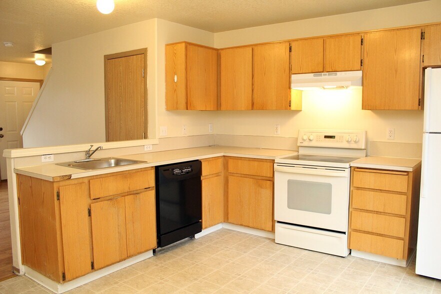 Building Photo - 3548 SE 119th Ave