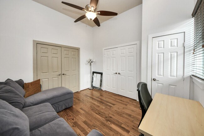 Building Photo - 4510 Inker St