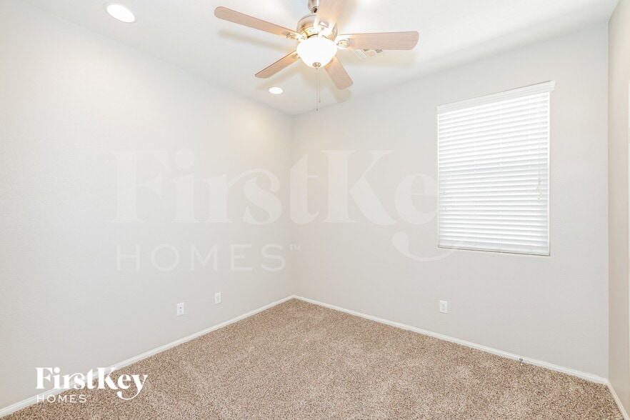 Building Photo - 9809 Dryden Ct