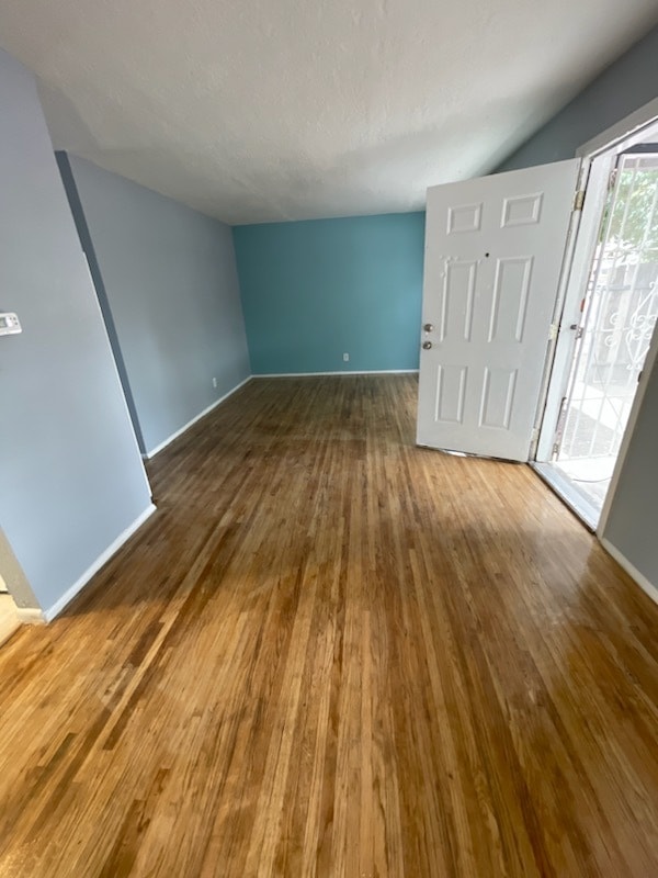 Building Photo - 805 Ortiz Dr SE