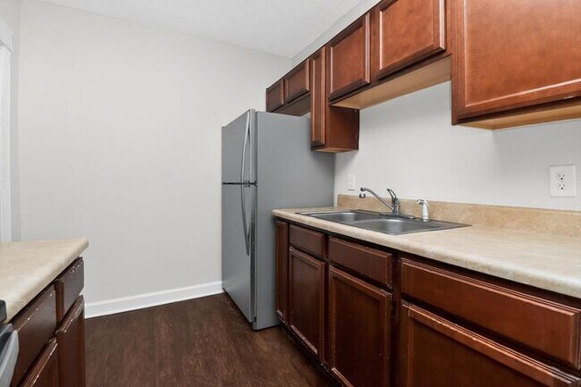 Building Photo - Charming 3BD/1BA Ranch in