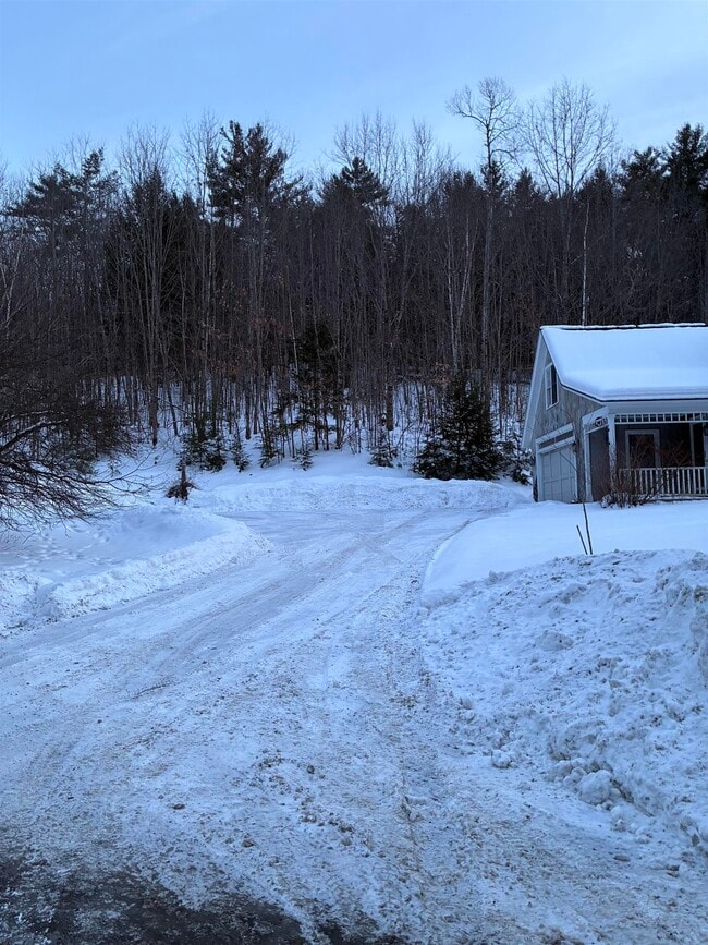 Building Photo - 2613 NH-25A