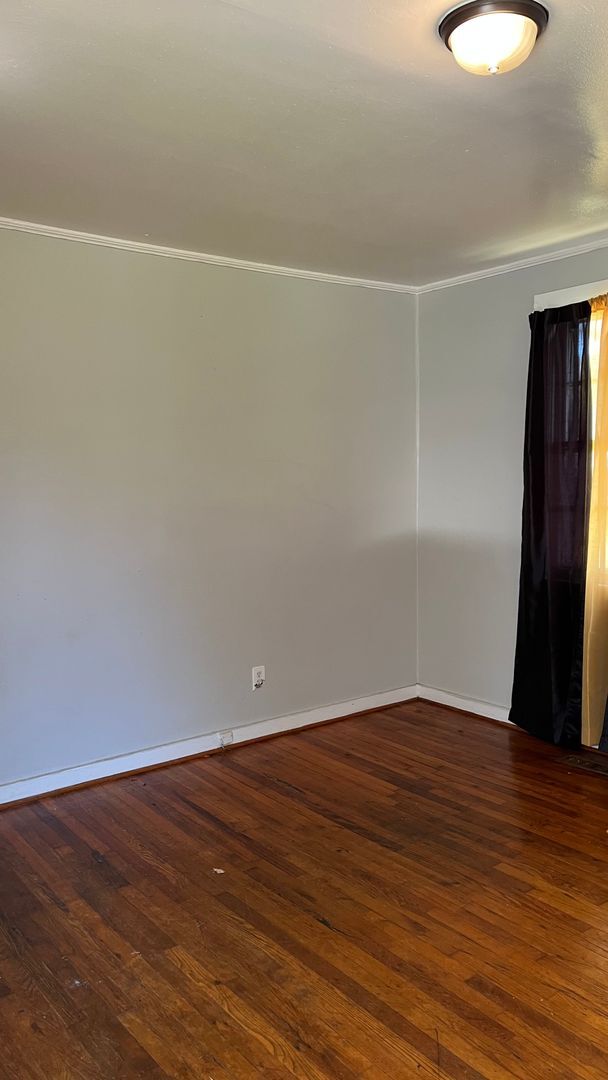 Building Photo - 2228 Briarfield Rd