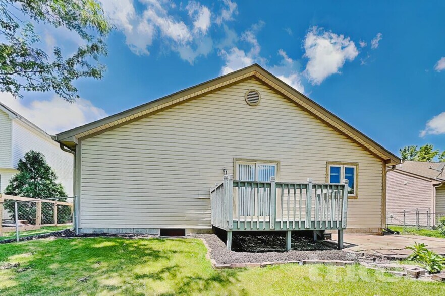 Building Photo - 19564 Jena Dr