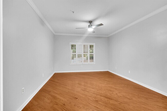 Building Photo - 3047 Lenox Rd NE