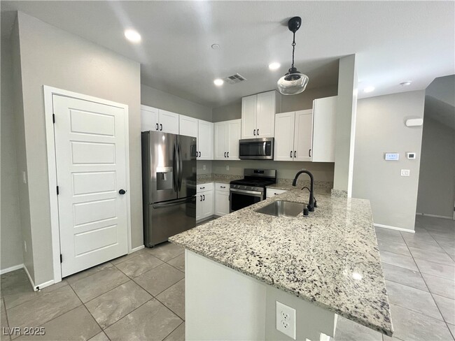 Building Photo - 4531 Stardust Moon Ave