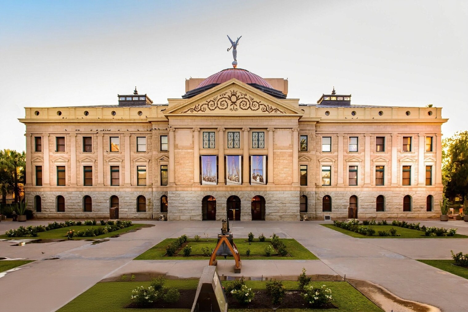 Building Photo - 914 N 4th St