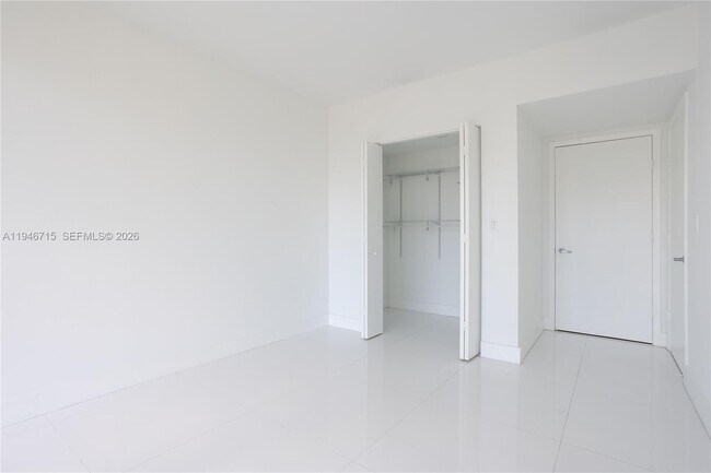 Building Photo - 92 SW 3rd St