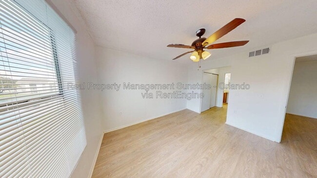 Building Photo - 5283 Images Cir