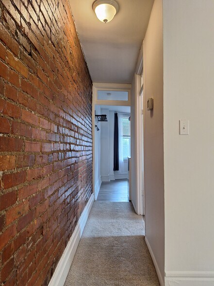 Building Photo - 209 Muench St