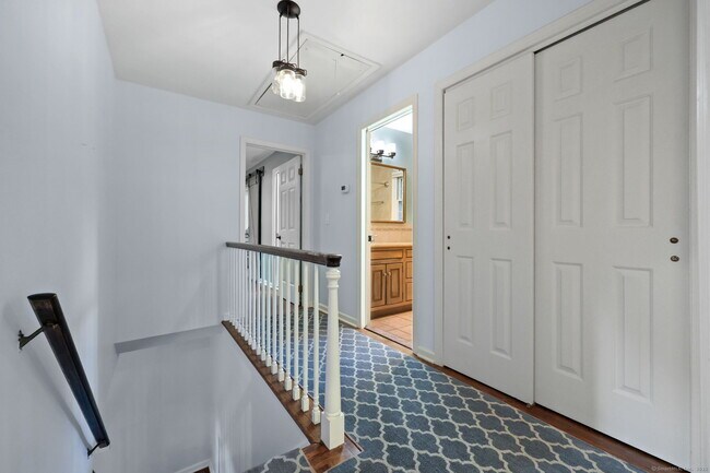 Building Photo - 35 Turner Dr